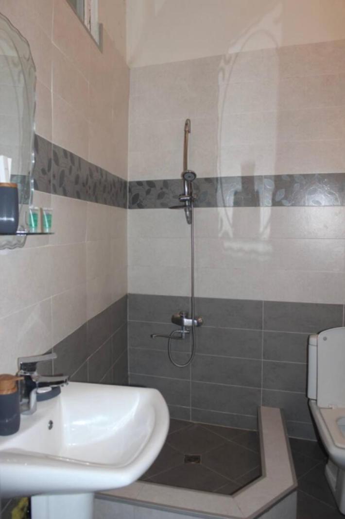 Leila Hotel Tbilisi Luaran gambar